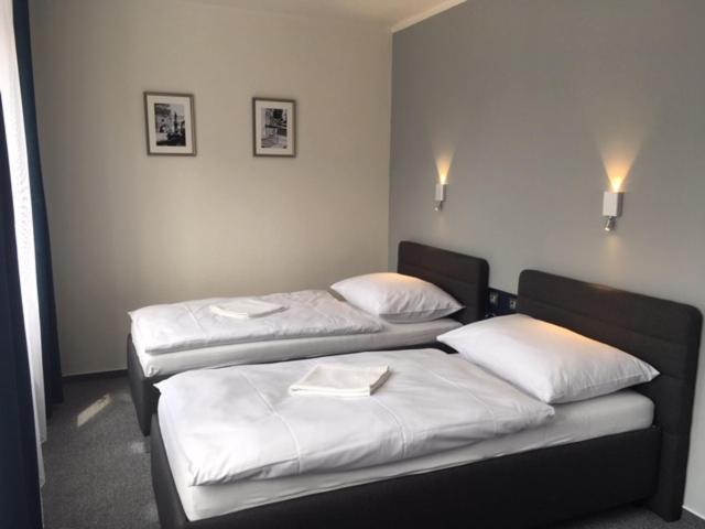 Hotel Trim Пардубице Екстериор снимка