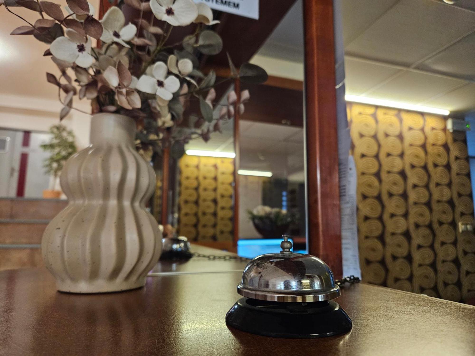 Hotel Trim Пардубице Екстериор снимка