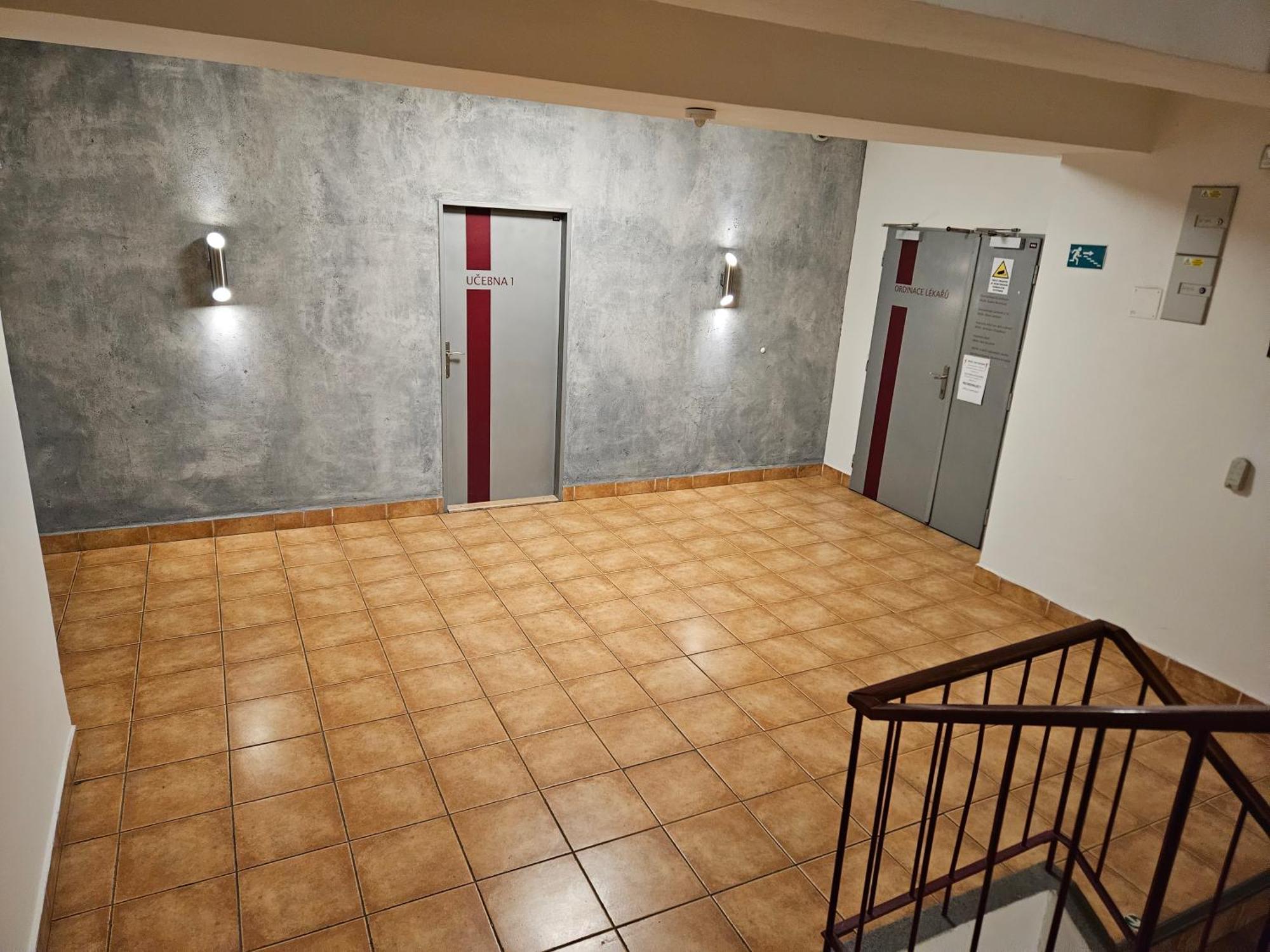 Hotel Trim Пардубице Екстериор снимка