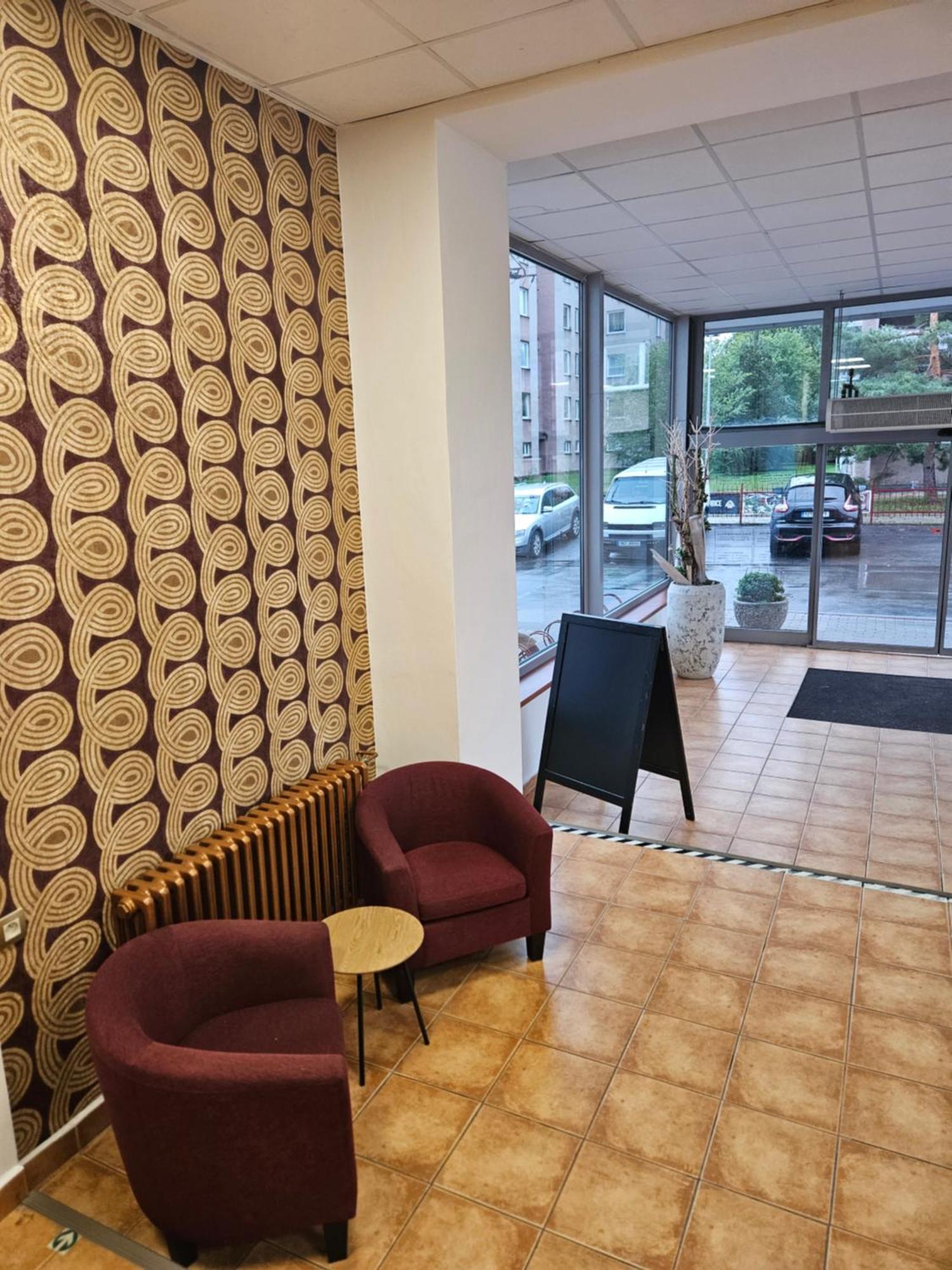 Hotel Trim Пардубице Екстериор снимка
